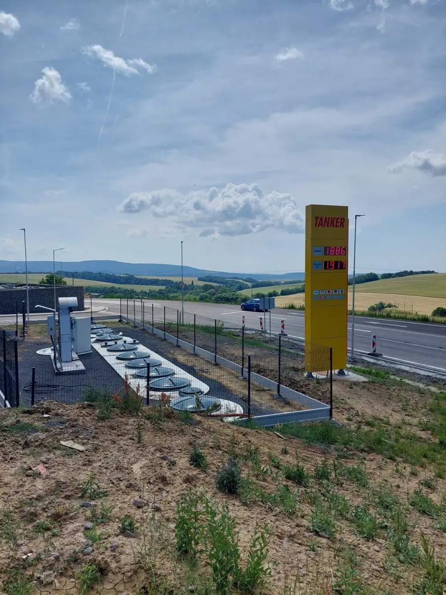 Stazione di servizio Slovacchia - Immagine 2